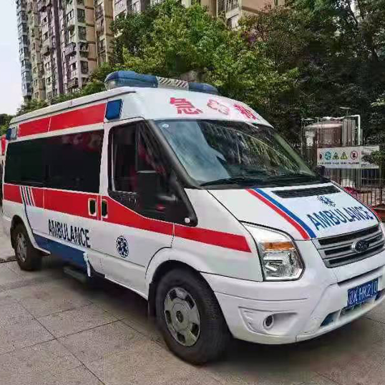 安达长途救护车护送病人返乡